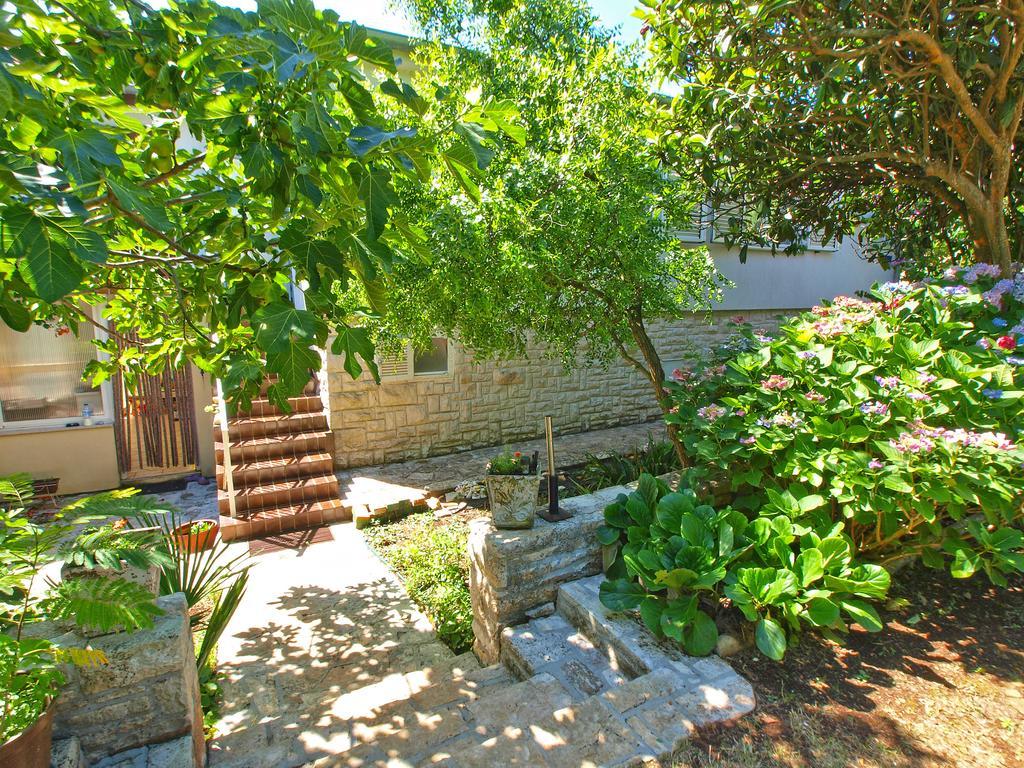 Apartments Vlasta 1410 Premantura Exterior foto